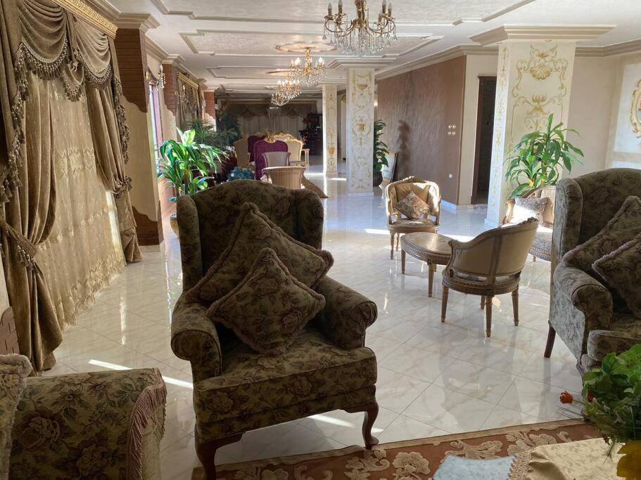 Royal Pyramids Palace Residence Кайро Екстериор снимка