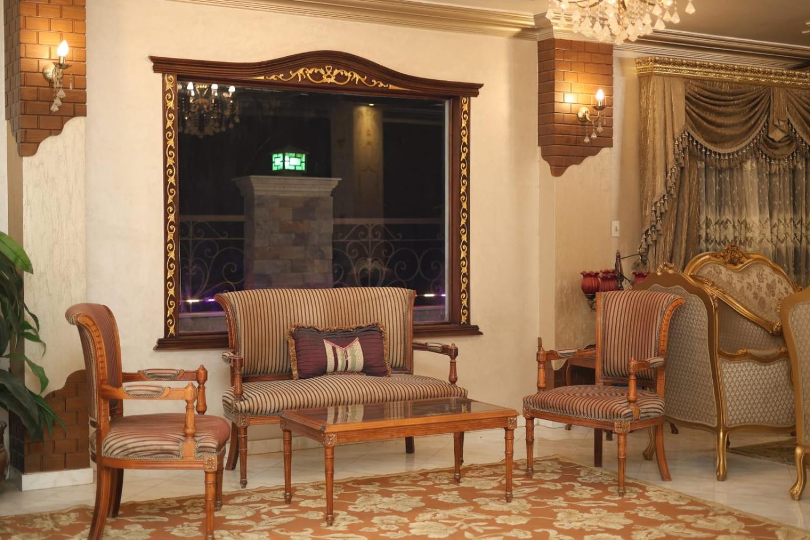 Royal Pyramids Palace Residence Кайро Екстериор снимка